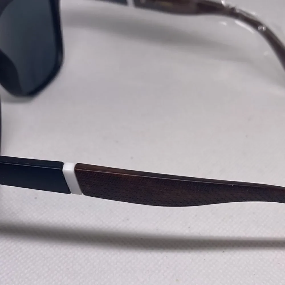 Classic Unisex Wood Print Sunglasses